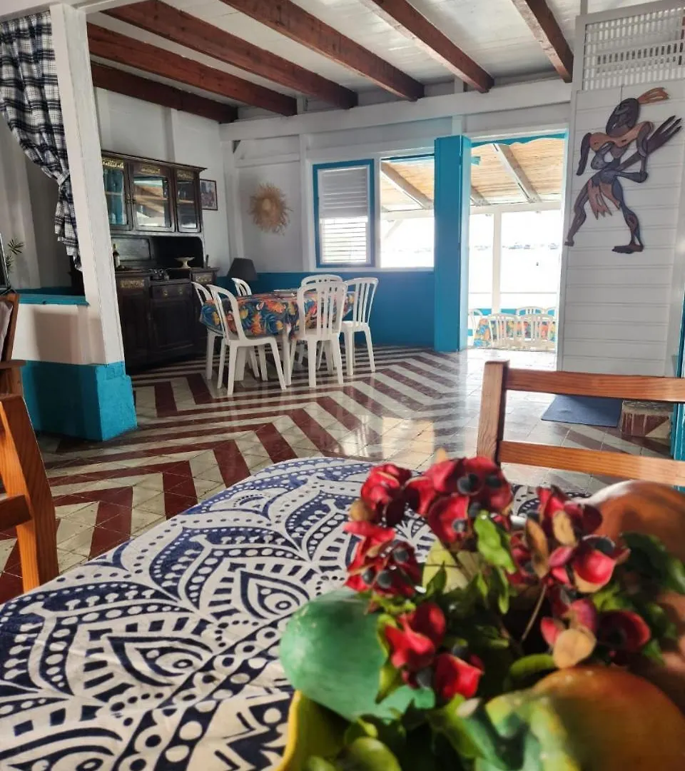 Hotel apartamentowy Salines Studios Sainte-Anne