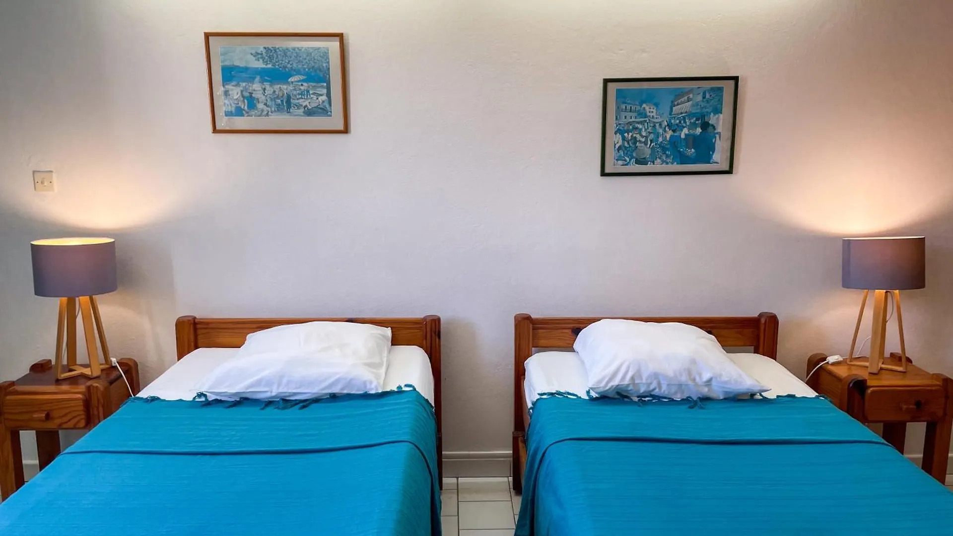 Salines Studios Sainte-Anne Hotel apartamentowy
